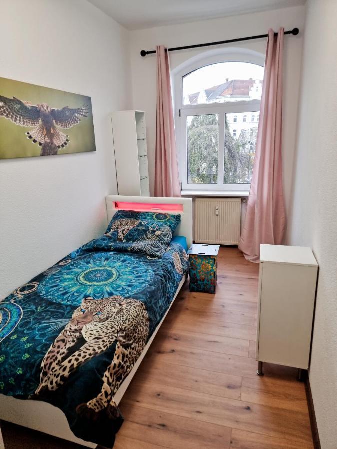 Apartment Tante Emma Dubai *